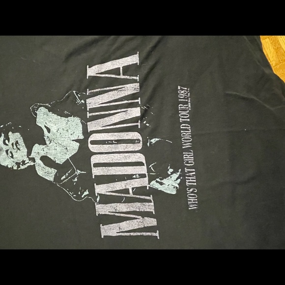 Madonna TShirt it’s in great condition. Size Xs - Picture 3 of 4